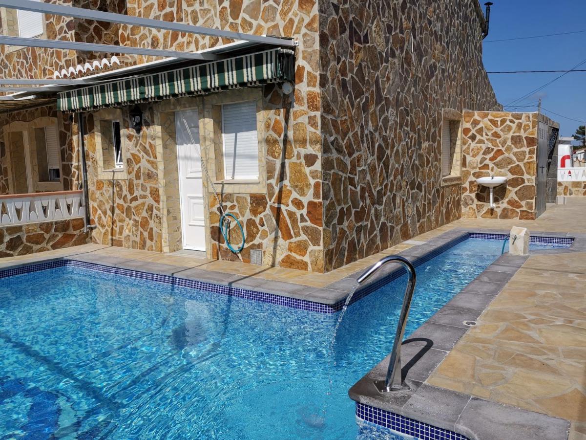 Residencia Thomas Apartment Елс Поблетс Екстериор снимка