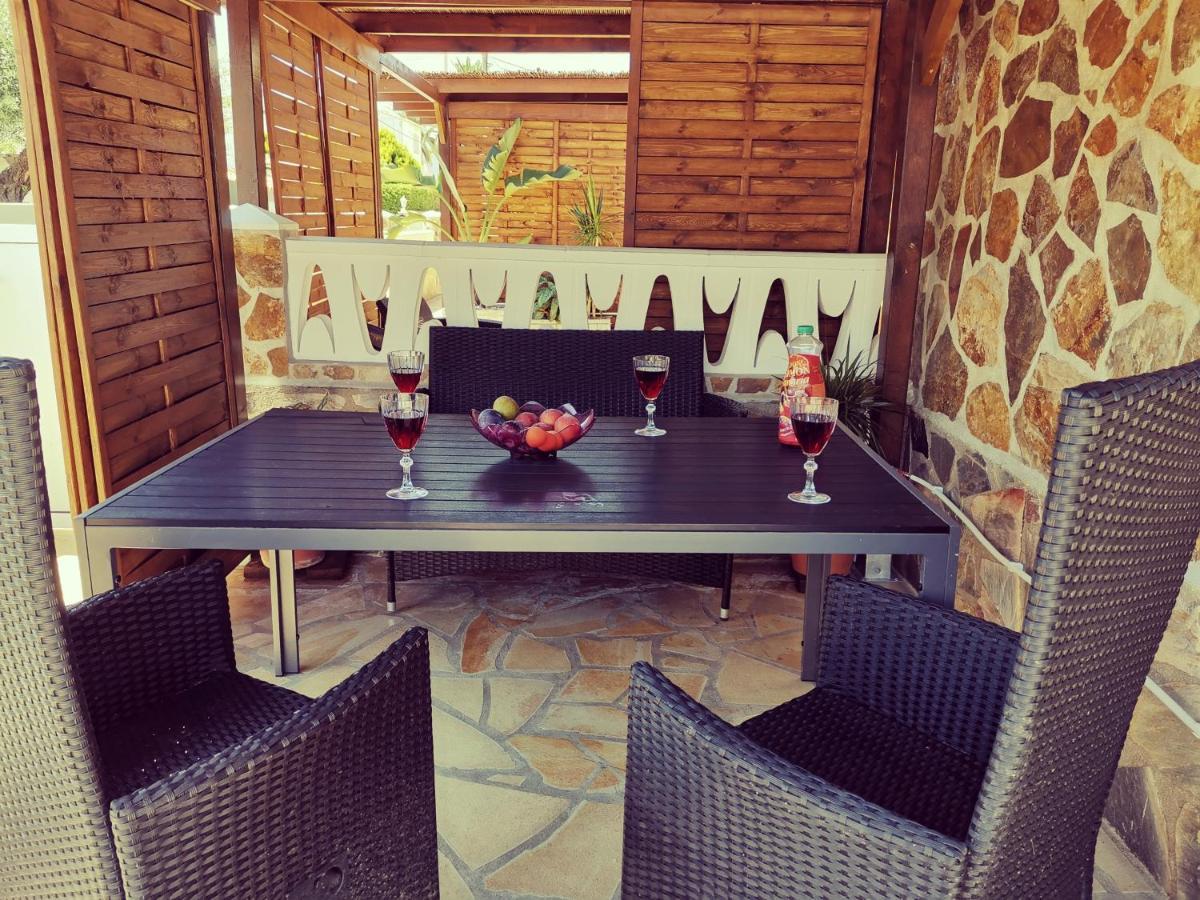 Residencia Thomas Apartment Елс Поблетс Екстериор снимка