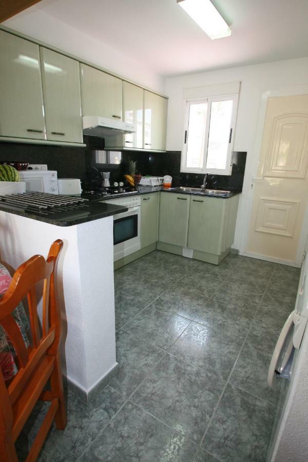 Residencia Thomas Apartment Елс Поблетс Екстериор снимка